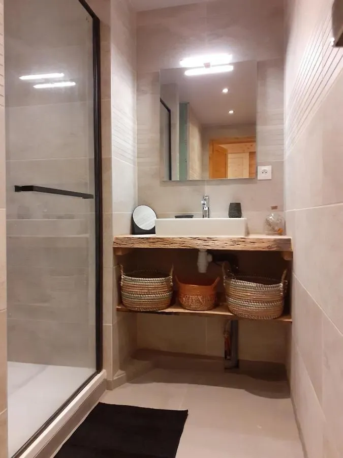 Appartement chaleureux avec wifi de 10 personnes à Val-Cenis Lanslebourg-Mont-Cenis 0*,  France